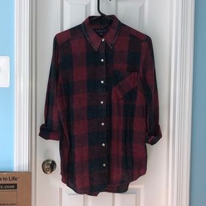 ⭐️ 4/$20 Aeropostale Oversized Burgundy/Red Plaid Button Down